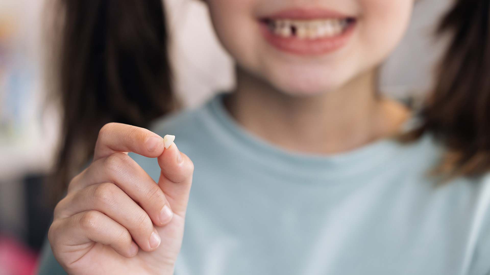 Should Kids Wiggle Loose Teeth
